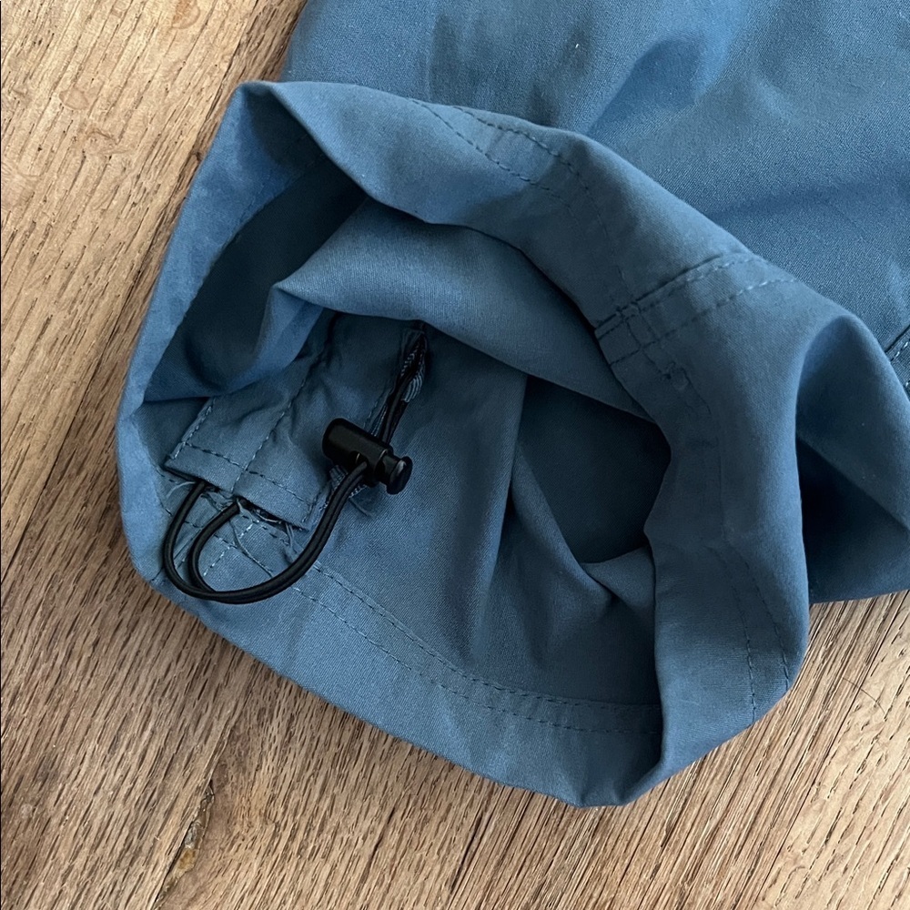Eddie Bauer Women’s Rainier Tech Capri Pants - Picture 5 of 7